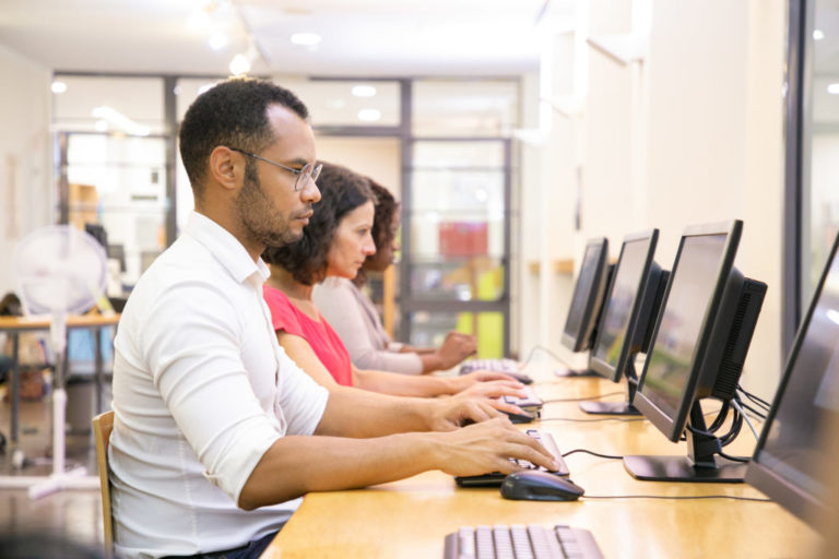 Tạo và trộn đề thi online
